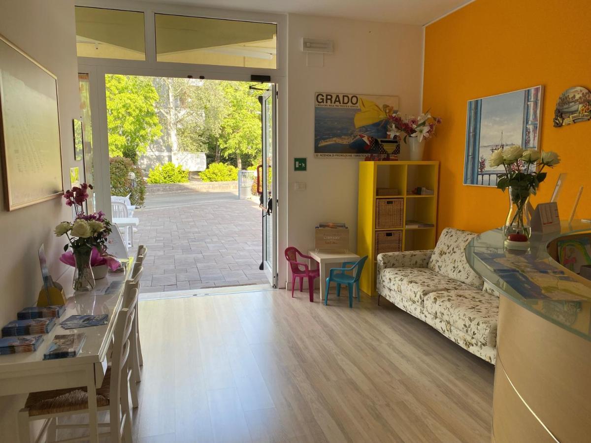 Hotel Ai Fiori Градо Экстерьер фото