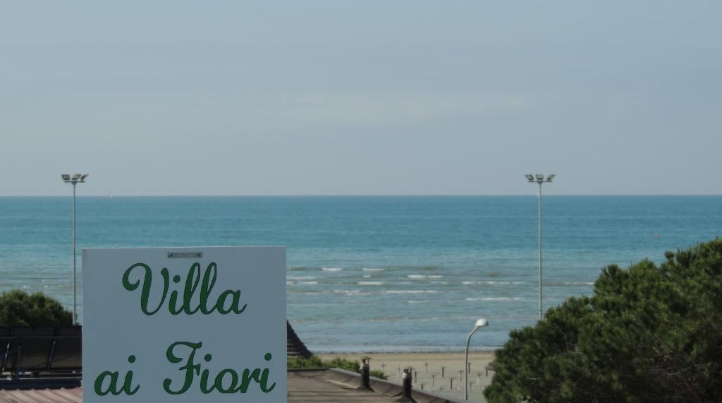 Hotel Ai Fiori Градо Экстерьер фото
